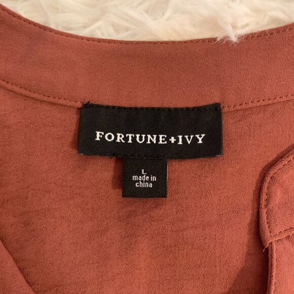 Fortune & Ivy Top - Picture 2 of 2
